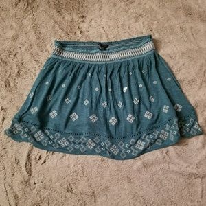 NWOT Aero teal print mini skirt